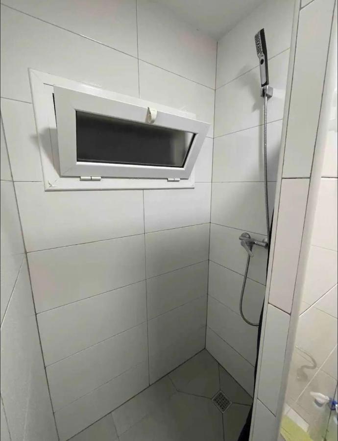 Cozy Room Next To El Prat Airport Эль-Прат-де-Льобрегат Экстерьер фото